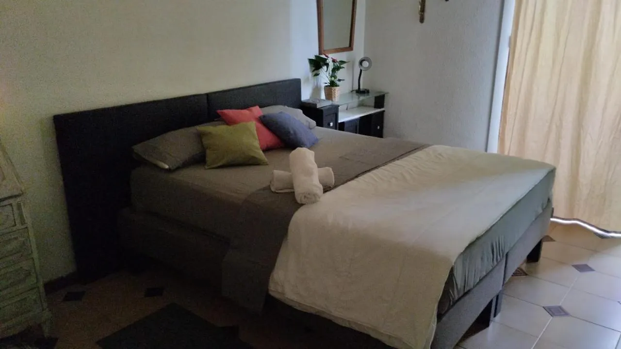 Gaudi 51 Apartment Barcelona 0*,